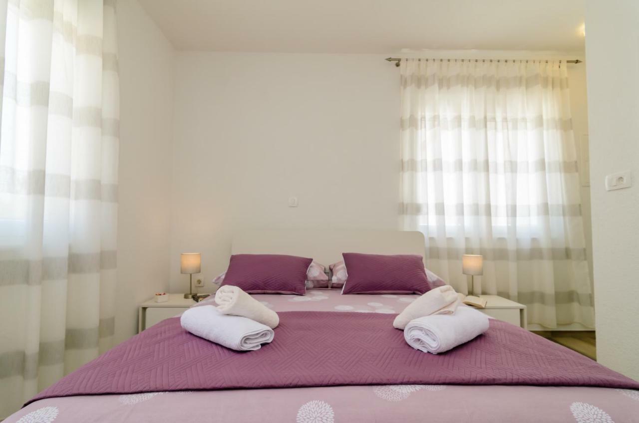 Privat Room Luka 자다르 외부 사진